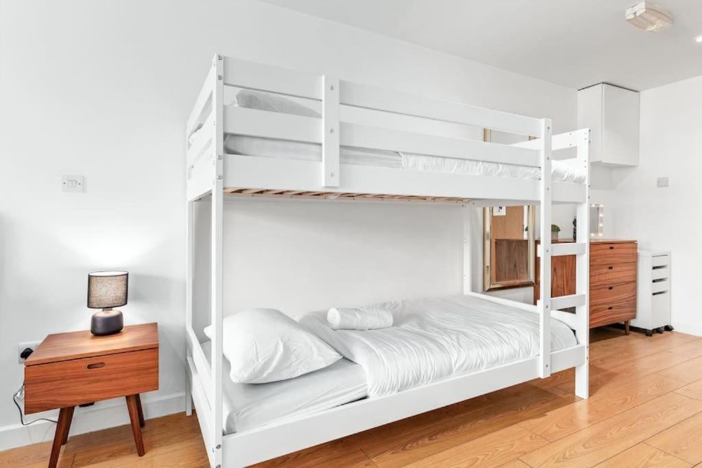 Appartement Sleep 6 Piccadilly 1 Bedroom Flat In Vr5 *